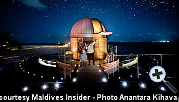 courtesy Maldives Insider - Anantara Kihavahs SKY Edhurus turn the Maldivian night sky into a classroomsroomsroomsroom